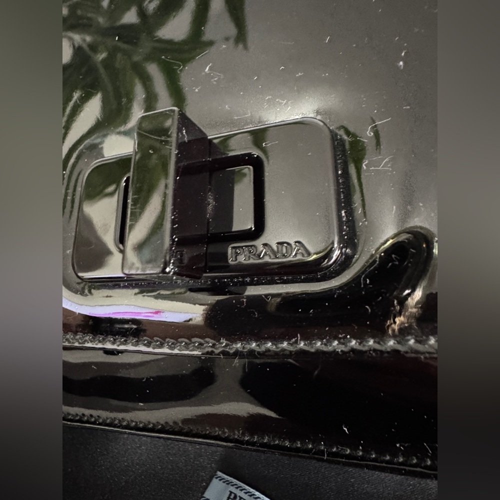 Prada pouch clutch patent leather Turlock bag - Picture 15 of 17